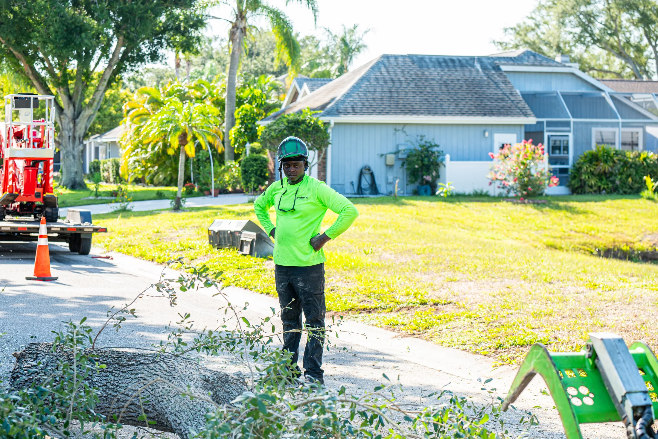 Land clearing and debris removal service in Sarasota, FL