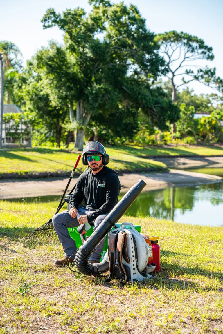 Yoder's Tree & Land Services crew team in Sarasota, FL